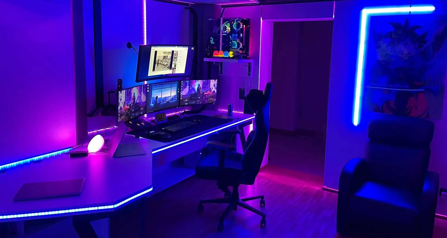 نورپردازی میز کامپیوتر گیمینگ