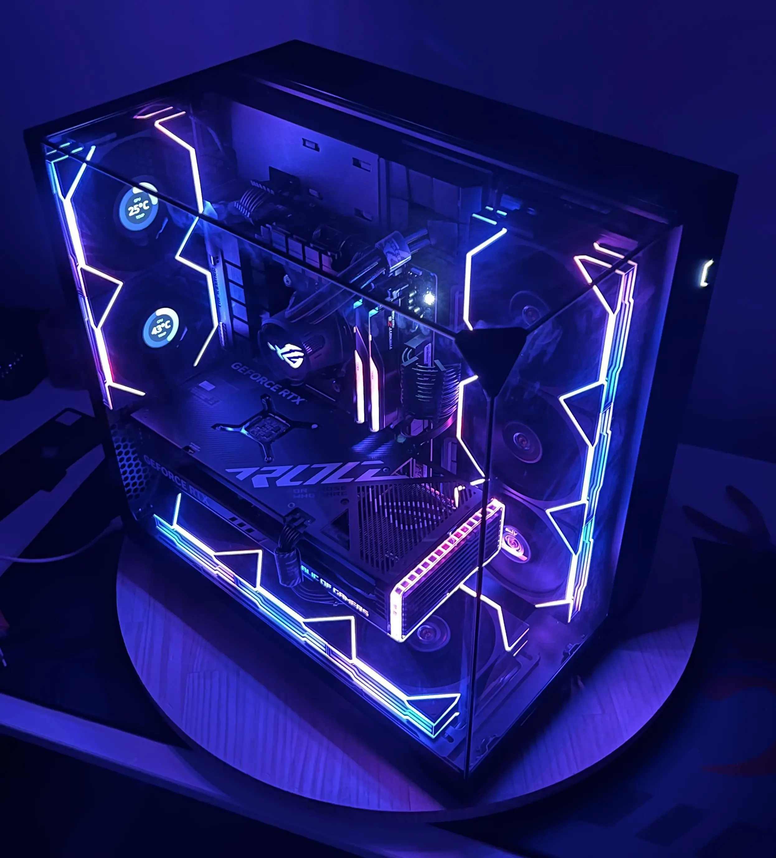 مقایسه کیس‌های Lian Li و MSI کدام برند برای شما بهتر است؟